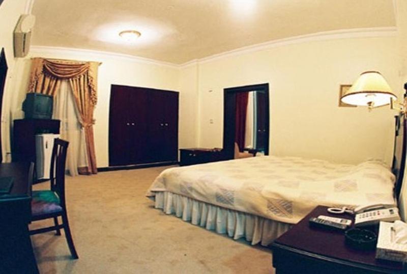 Doha Grand Hotel Bagian luar foto